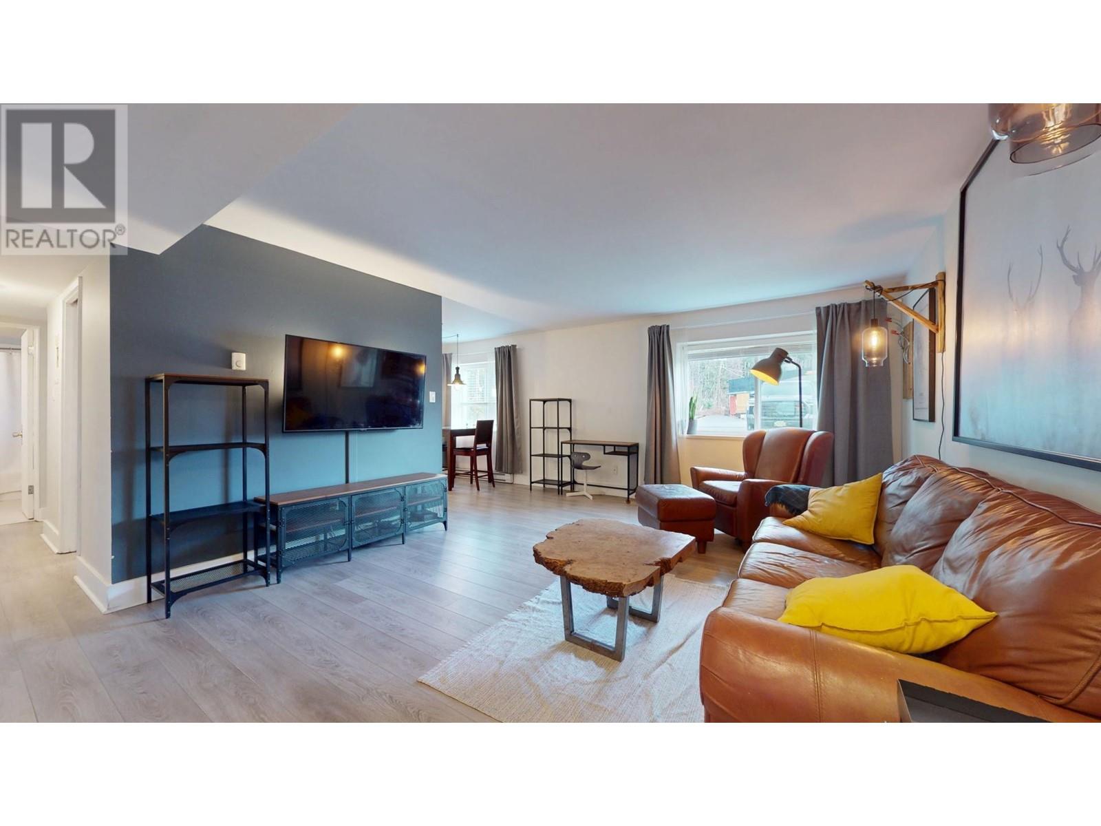 50 38185 WESTWAY AVENUE, Squamish