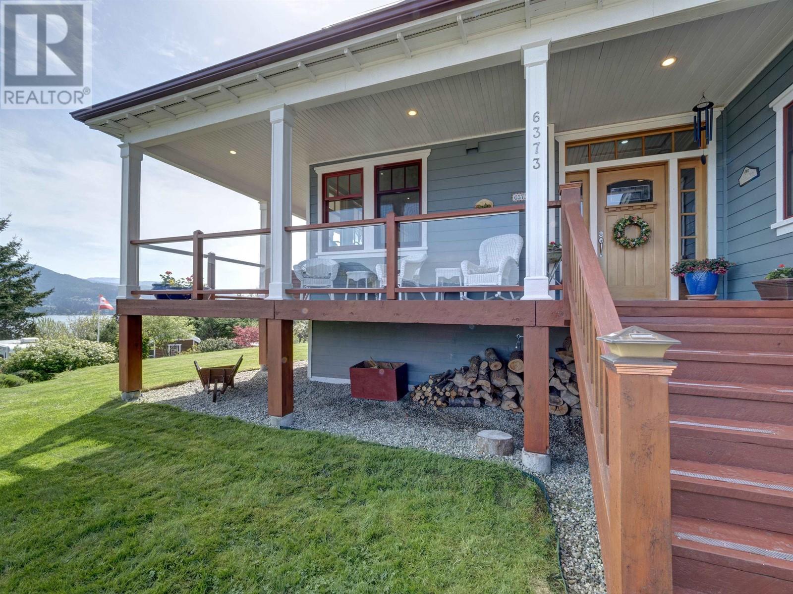 6373 N GALE AVENUE, Sechelt