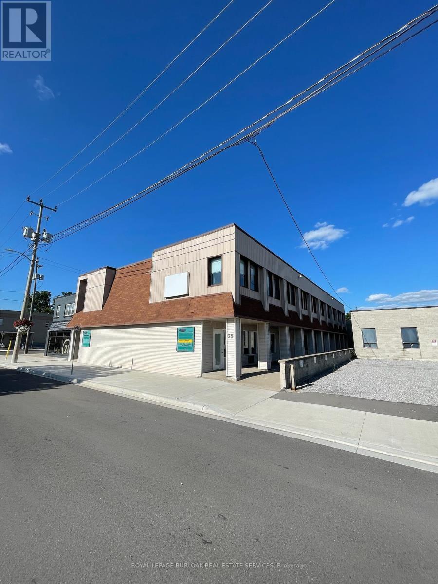 Photo 1 of 39 Kent Street N, Norfolk ON