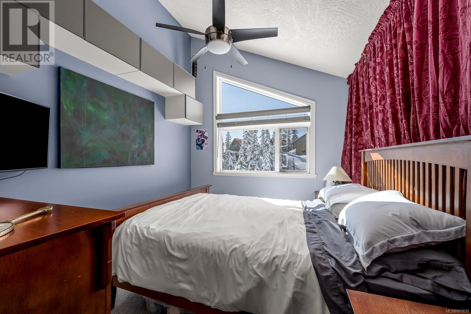 D 828 Washington Way, Courtenay real estate listing 991830