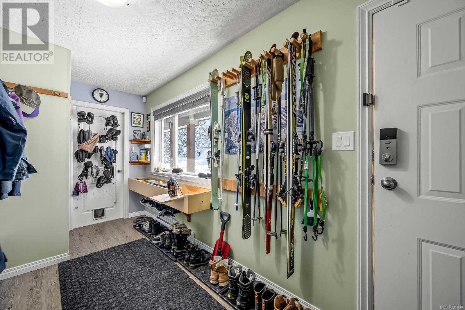 D 828 Washington Way, Courtenay real estate listing 991830