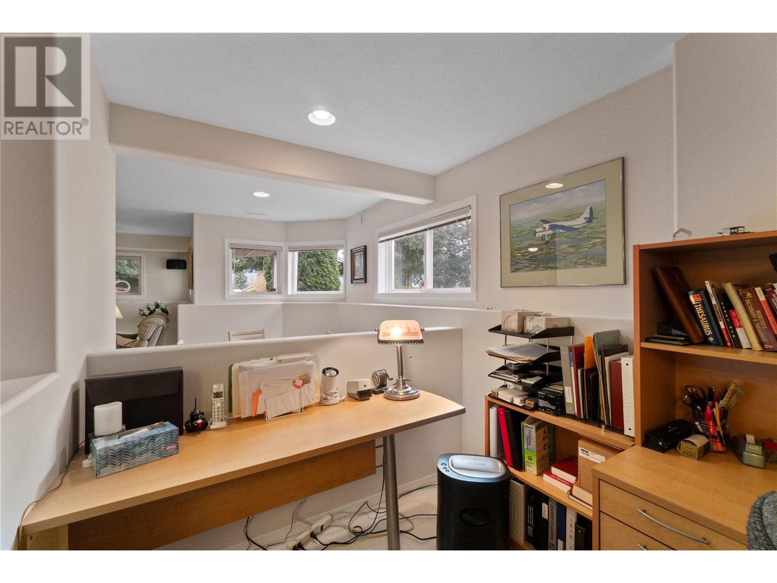  2602 Golf Course Drive, Blind Bay