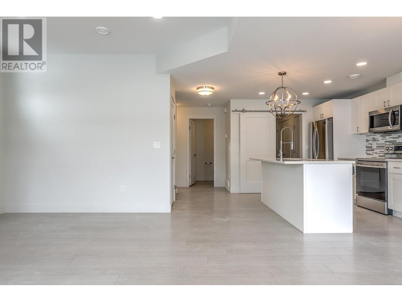 #17 6635 TRONSON ROAD - Image 15