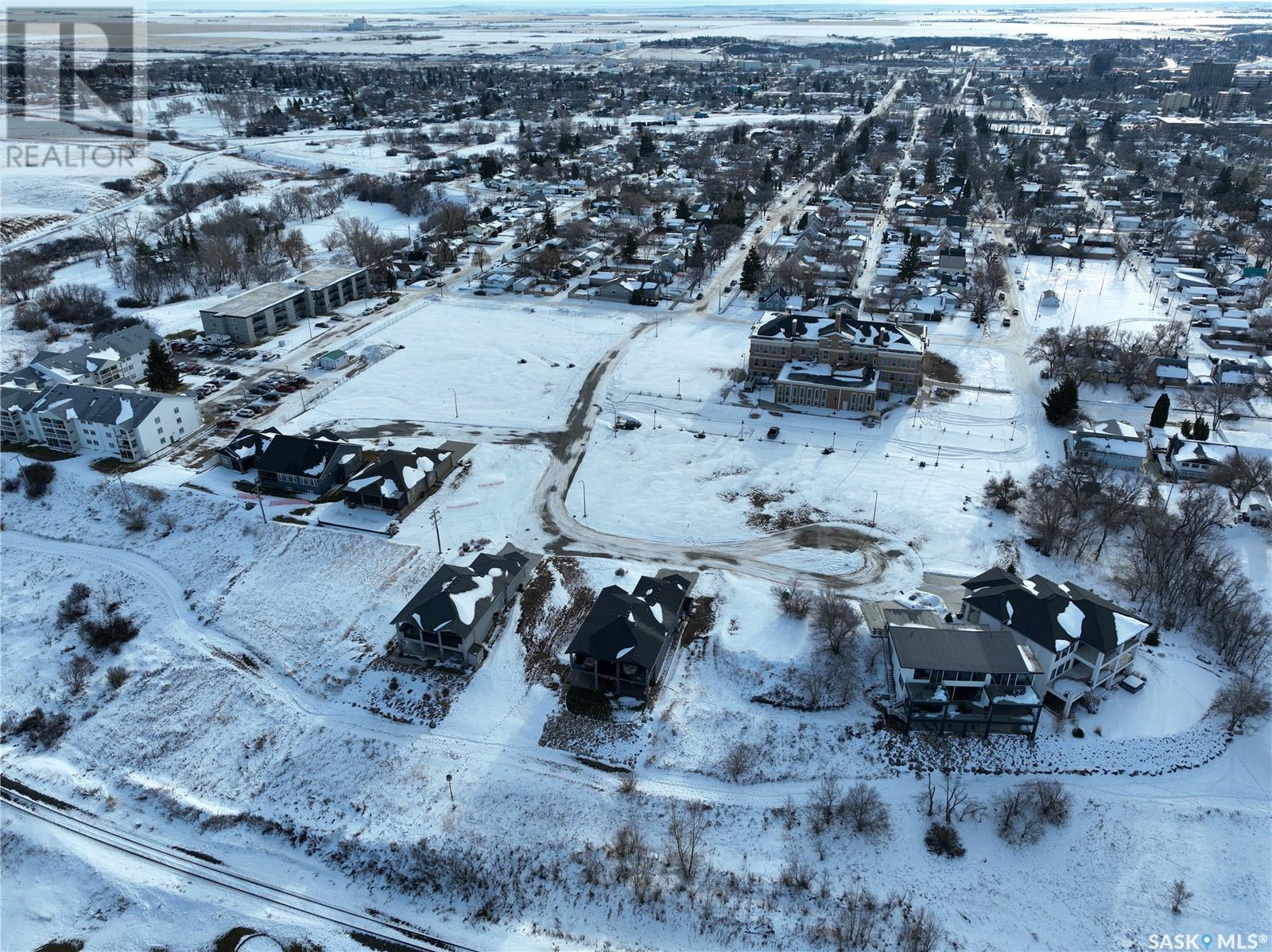 Photo 4 of 41 Copper Ridge Way, Moose Jaw SK