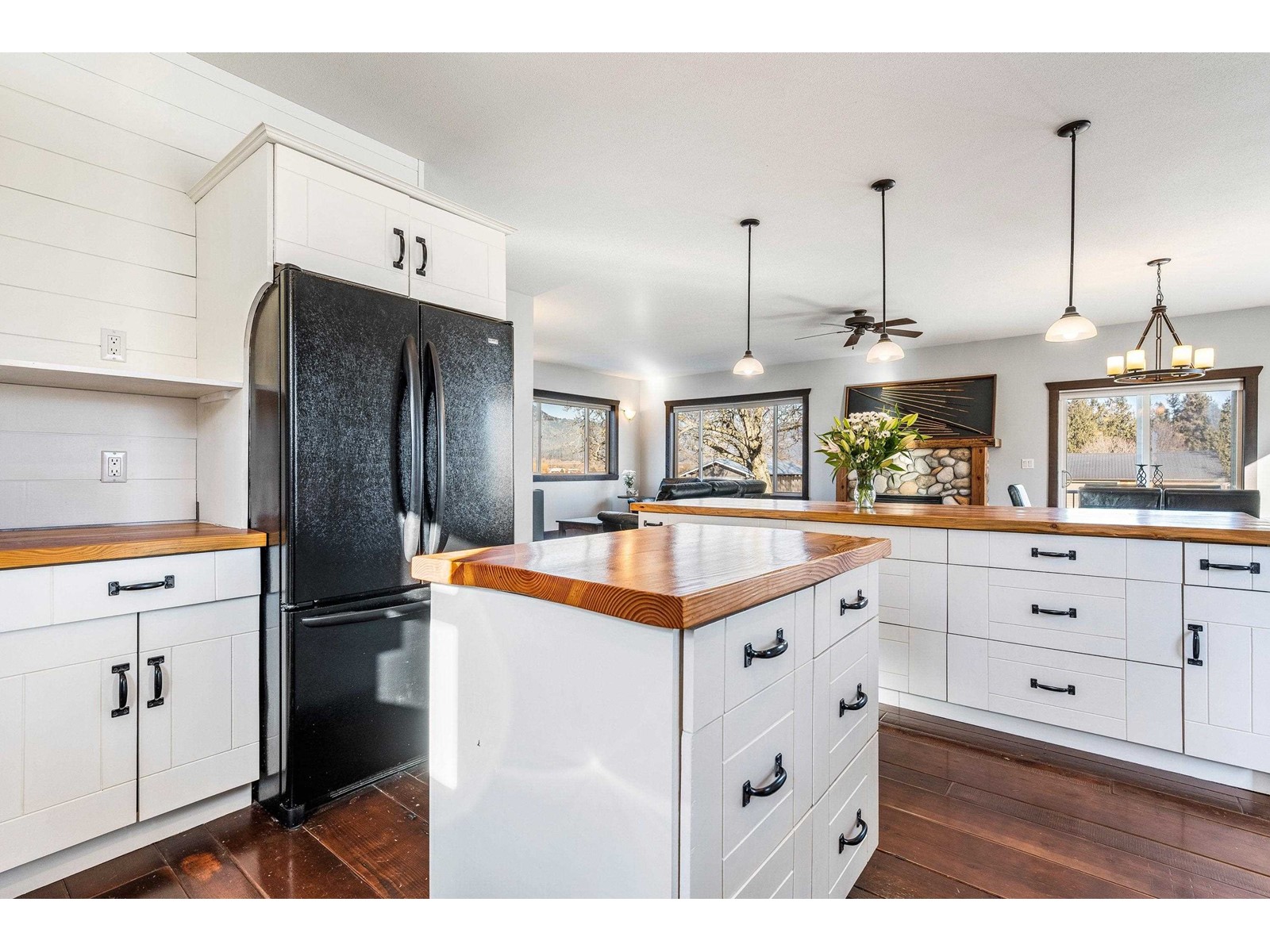 42013 SINCLAIR ROAD, Greendale, Chilliwack real estate listing R2966949
