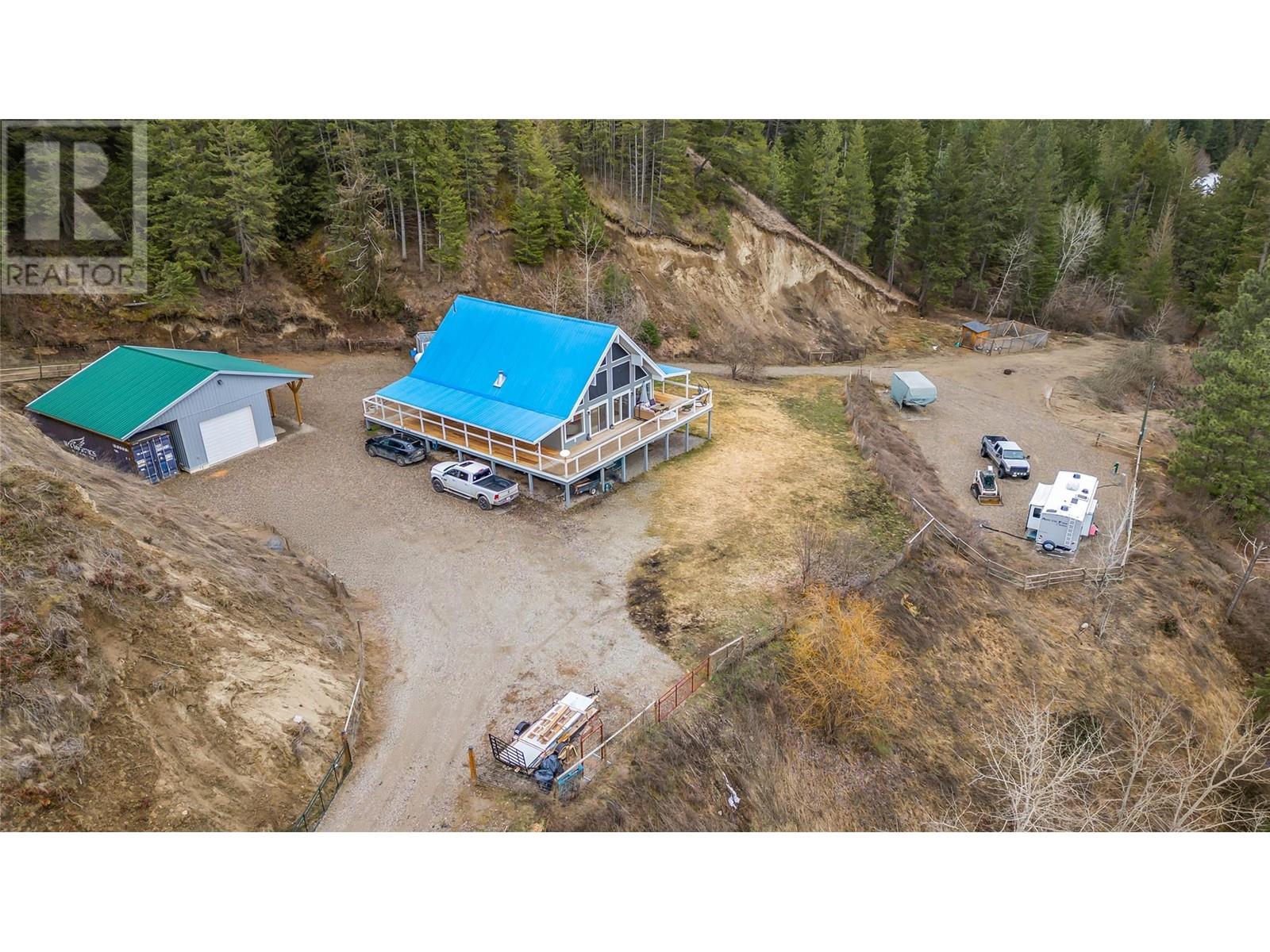 2621 Salmon River Road, Salmon Arm