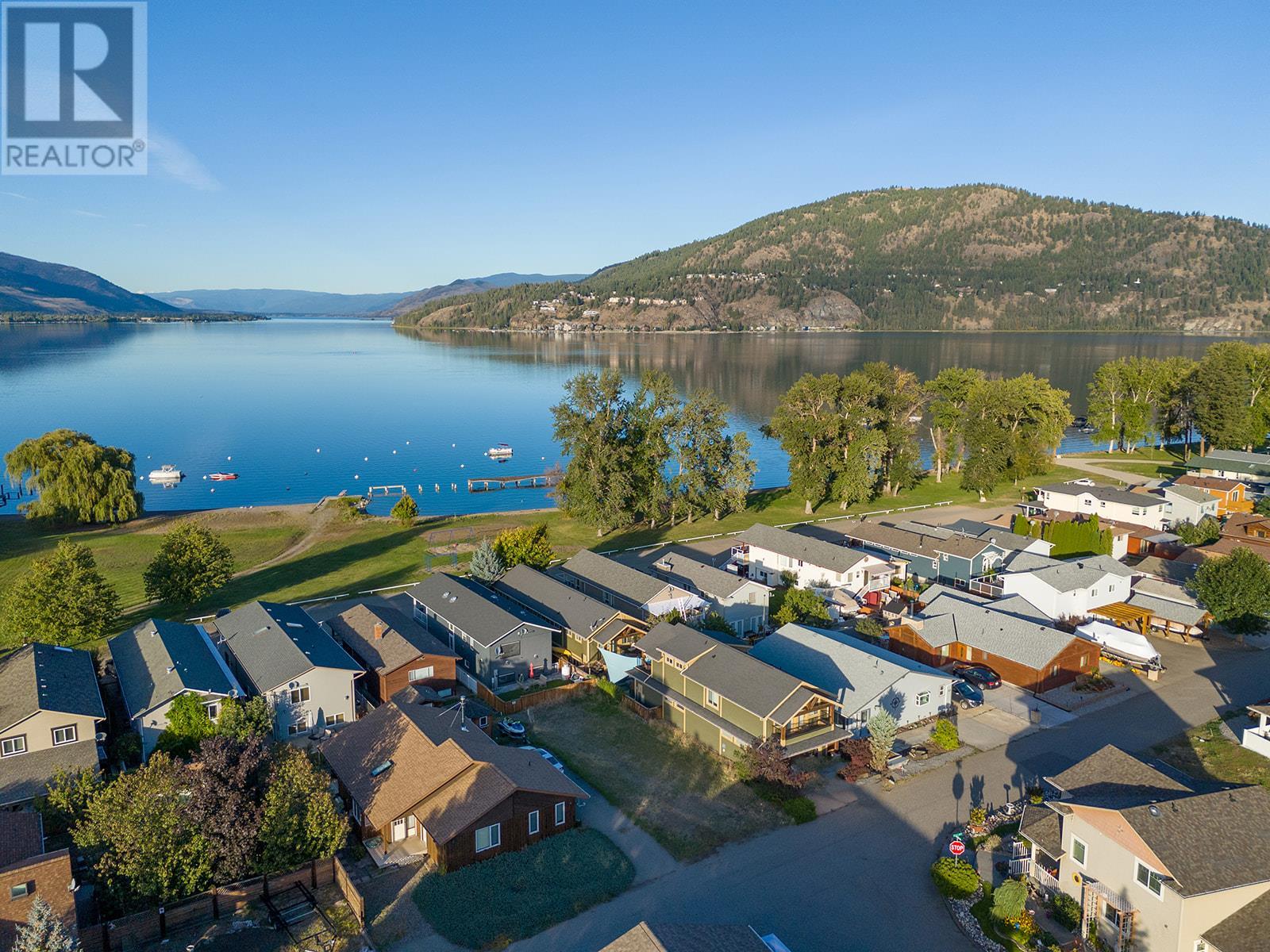  6 Lakeshore Drive, Vernon