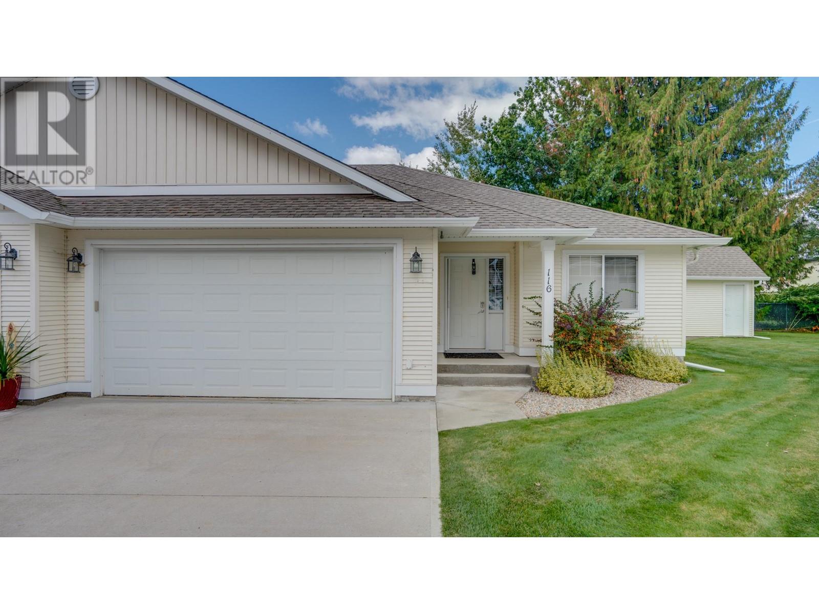 116 222 Martin Street, Sicamous