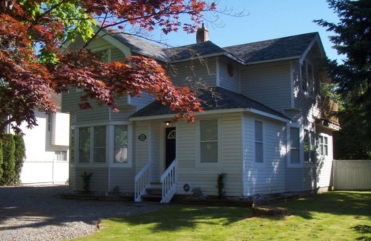 Photo 1 of 2321 Mckenzie Road, Abbotsford BC
