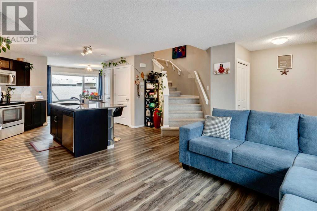 Single Family House for Sale in  Evansridge Court NW Evanston Calgary 