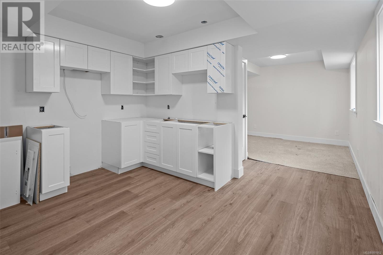 1548 Marble Pl, Langford real estate listing 991952