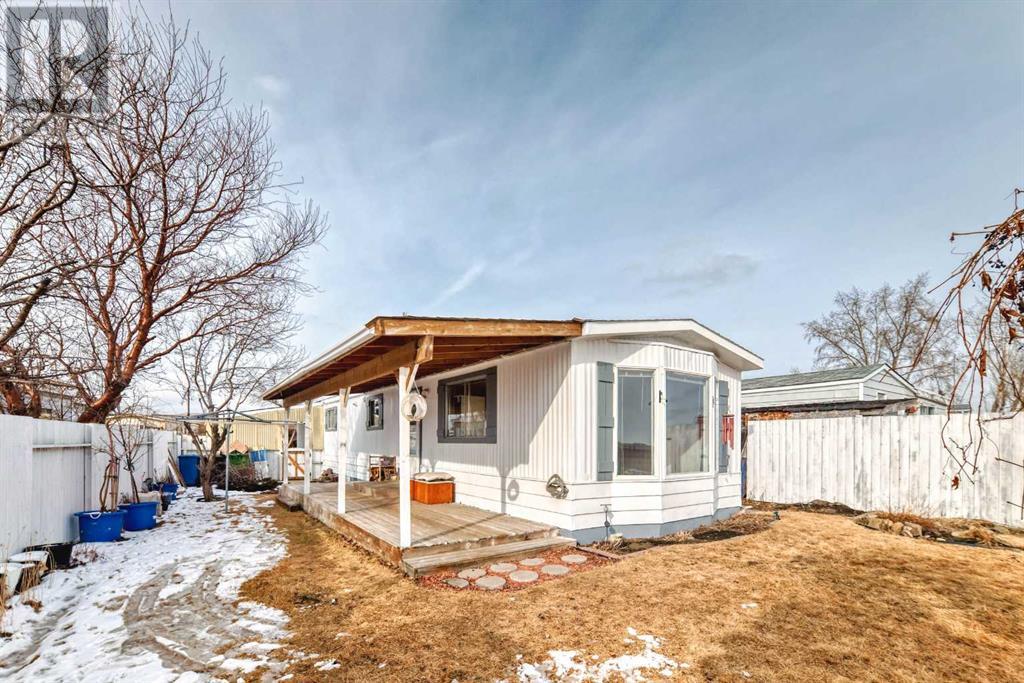 Single Family House Mobile Home for Sale in  Huntstrom Drive NE Huntington Hills Calgary 