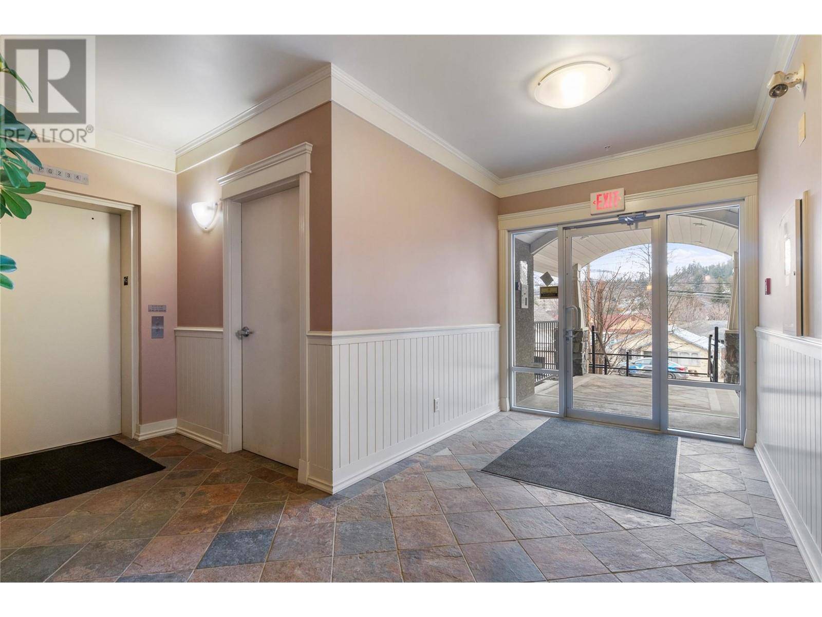 #104 611 SHUSWAP STREET SW - Image 5