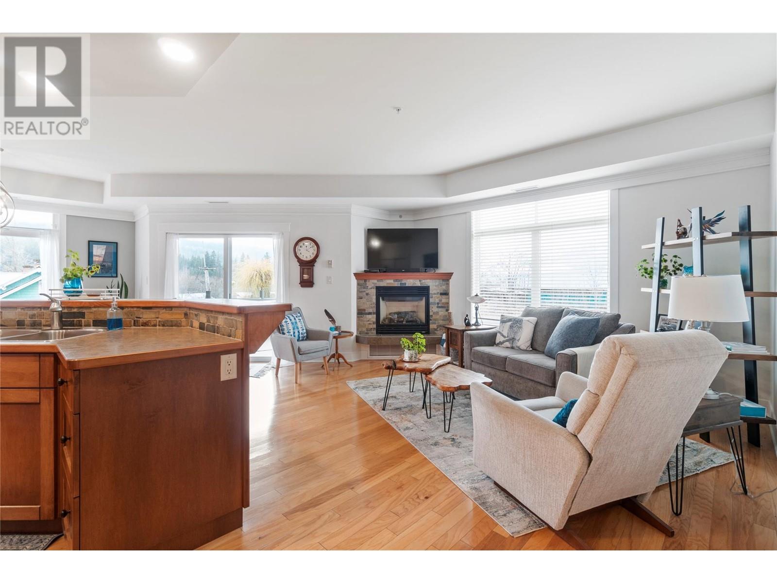 #104 611 SHUSWAP STREET SW - Image 20