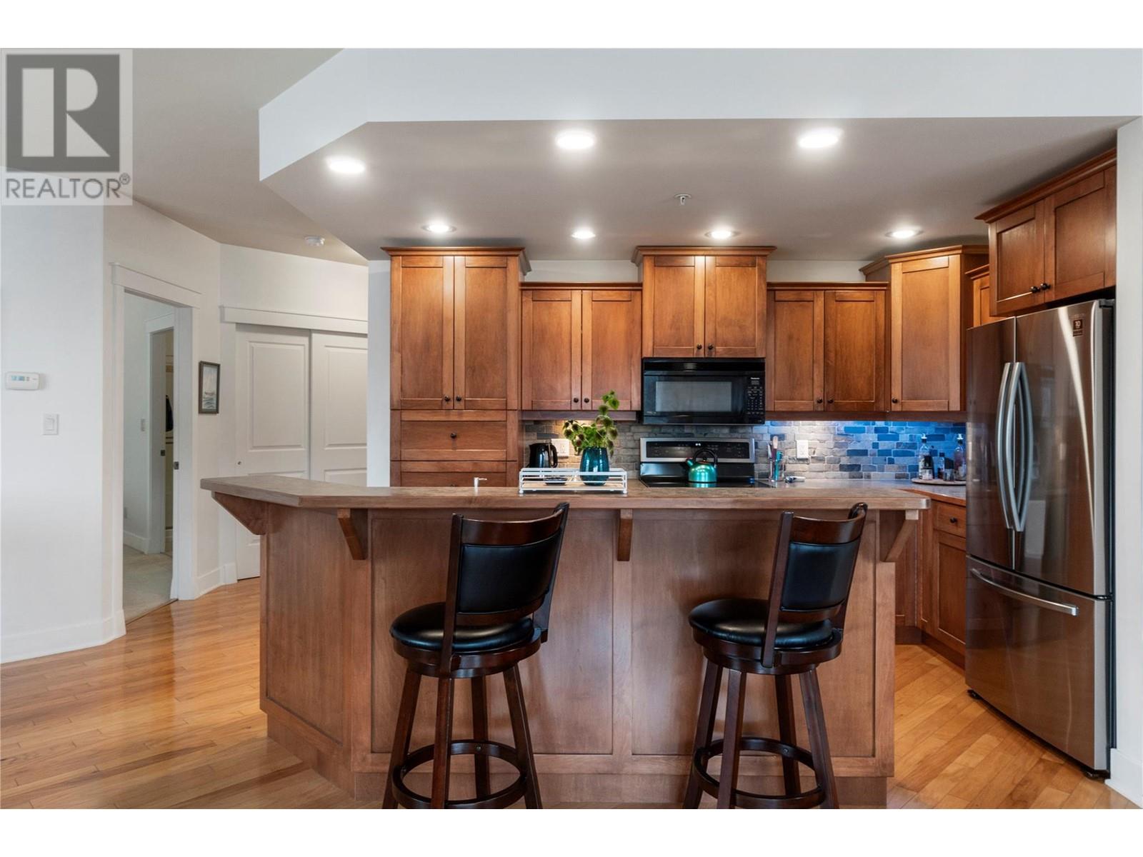 #104 611 SHUSWAP STREET SW - Image 33