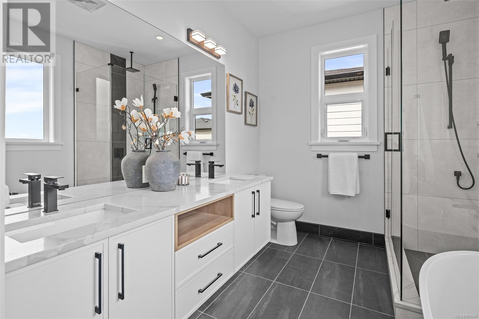 1550 Marble Pl, Langford real estate listing 991947