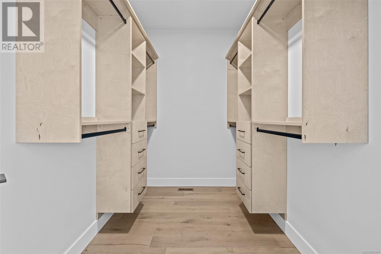 1550 Marble Pl, Langford real estate listing 991947