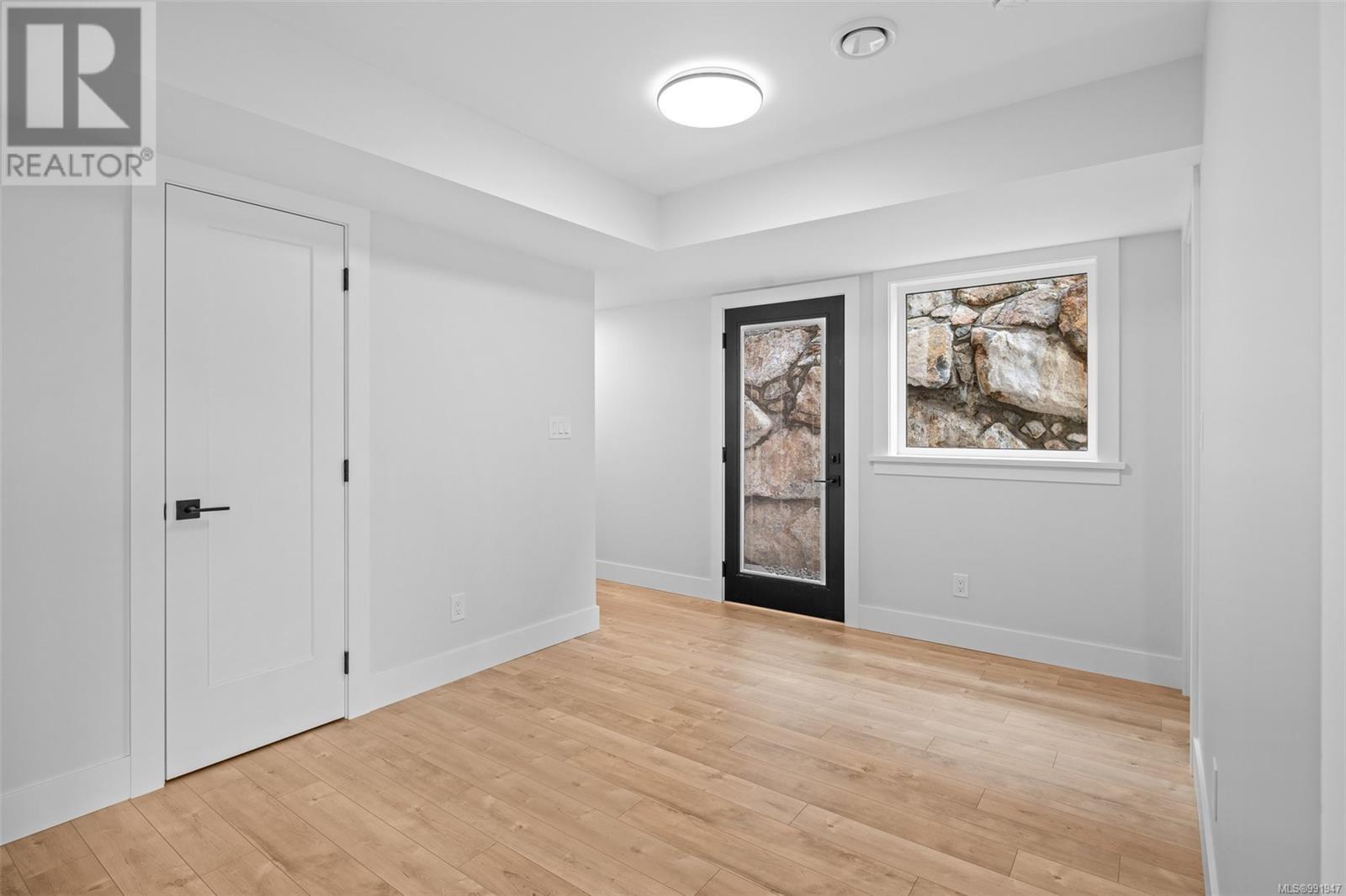 1550 Marble Pl, Langford real estate listing 991947