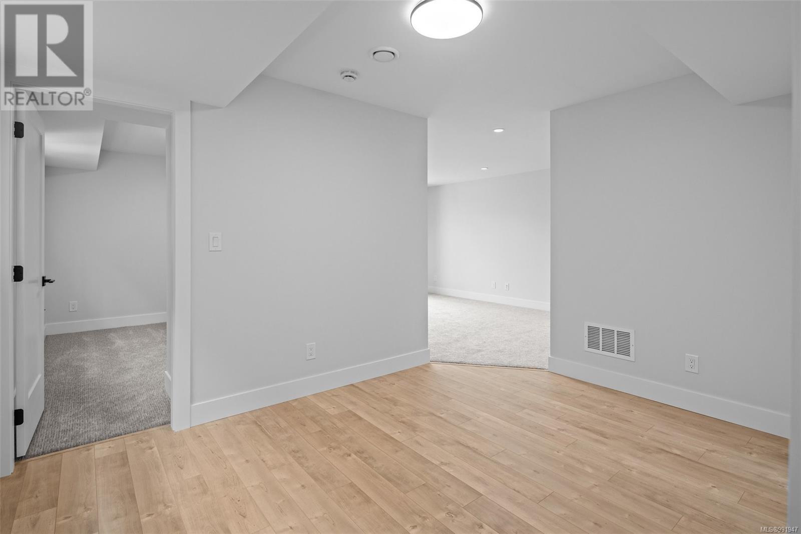 1550 Marble Pl, Langford real estate listing 991947