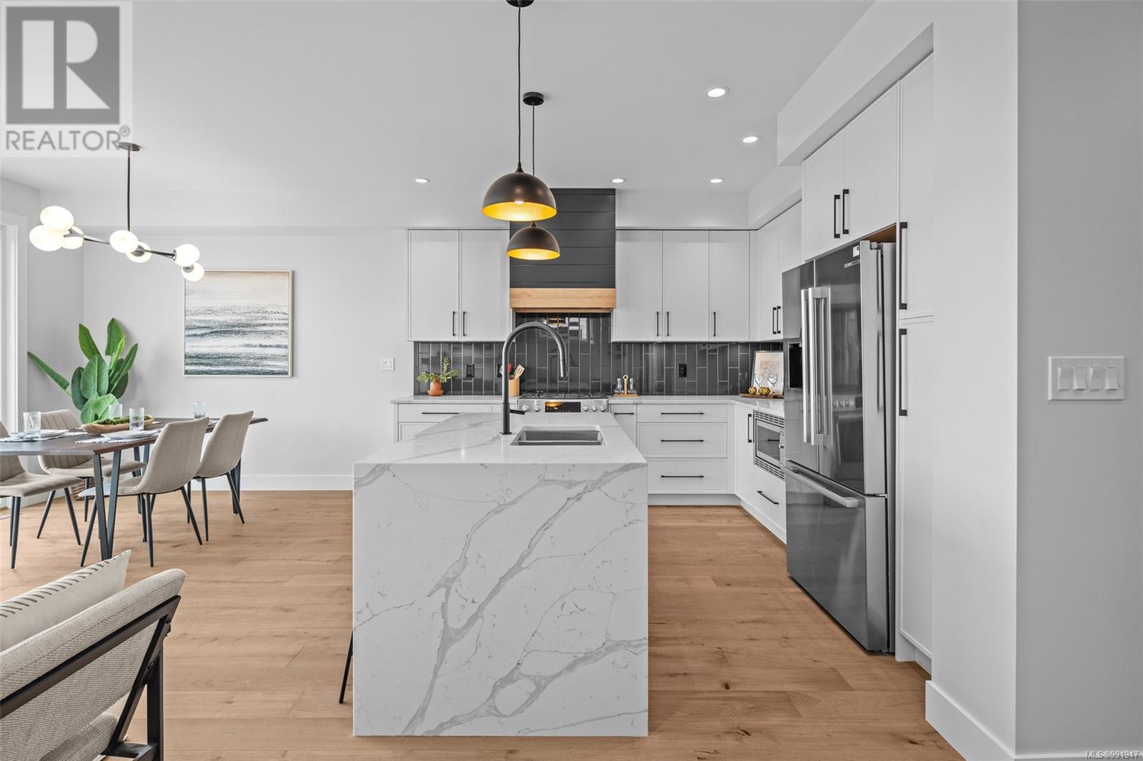 1550 Marble Pl, Langford real estate listing 991947