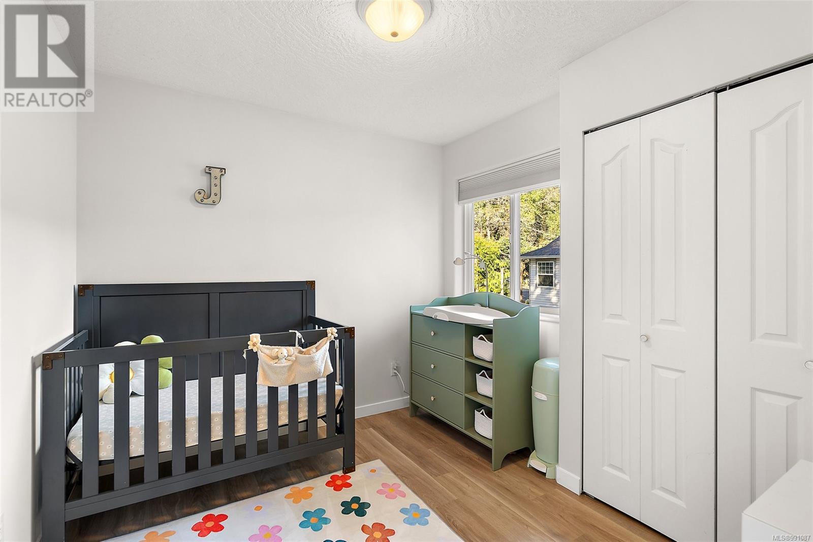 2645 Selwyn Rd, Langford real estate listing 991087