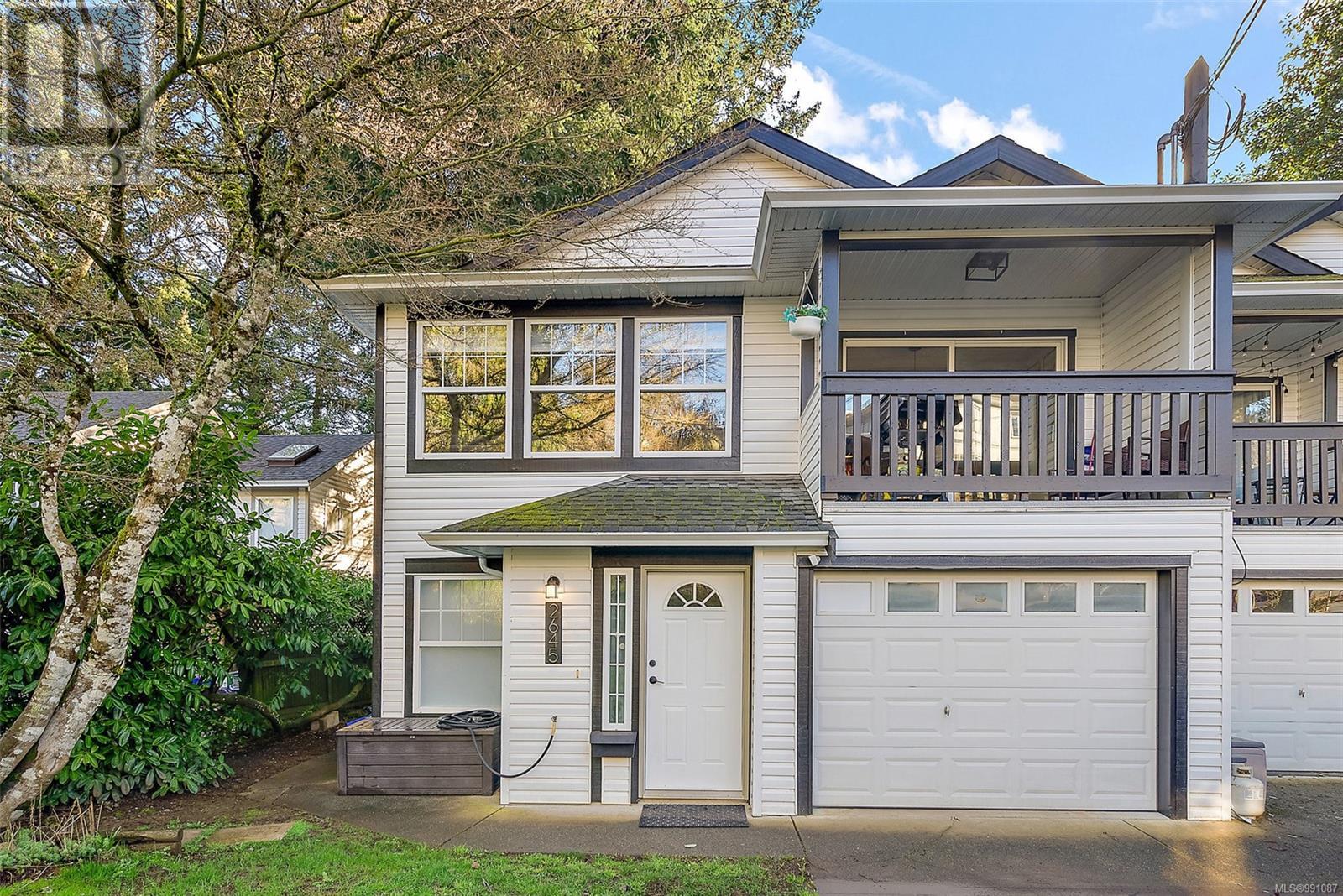 2645 Selwyn Rd, Langford real estate listing 991087