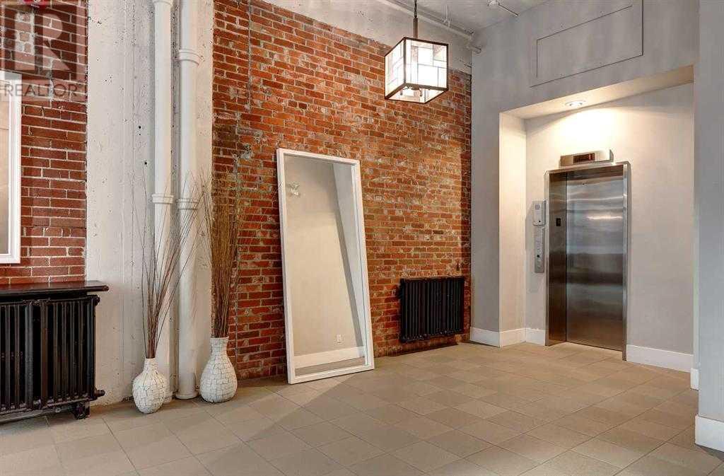 Single Family House Loft for Sale in    Avenue SE Beltline Calgary 