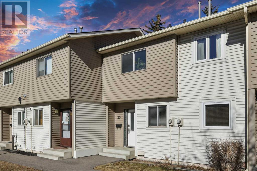 Single Family House for Sale in    Street NE Rundle Calgary 