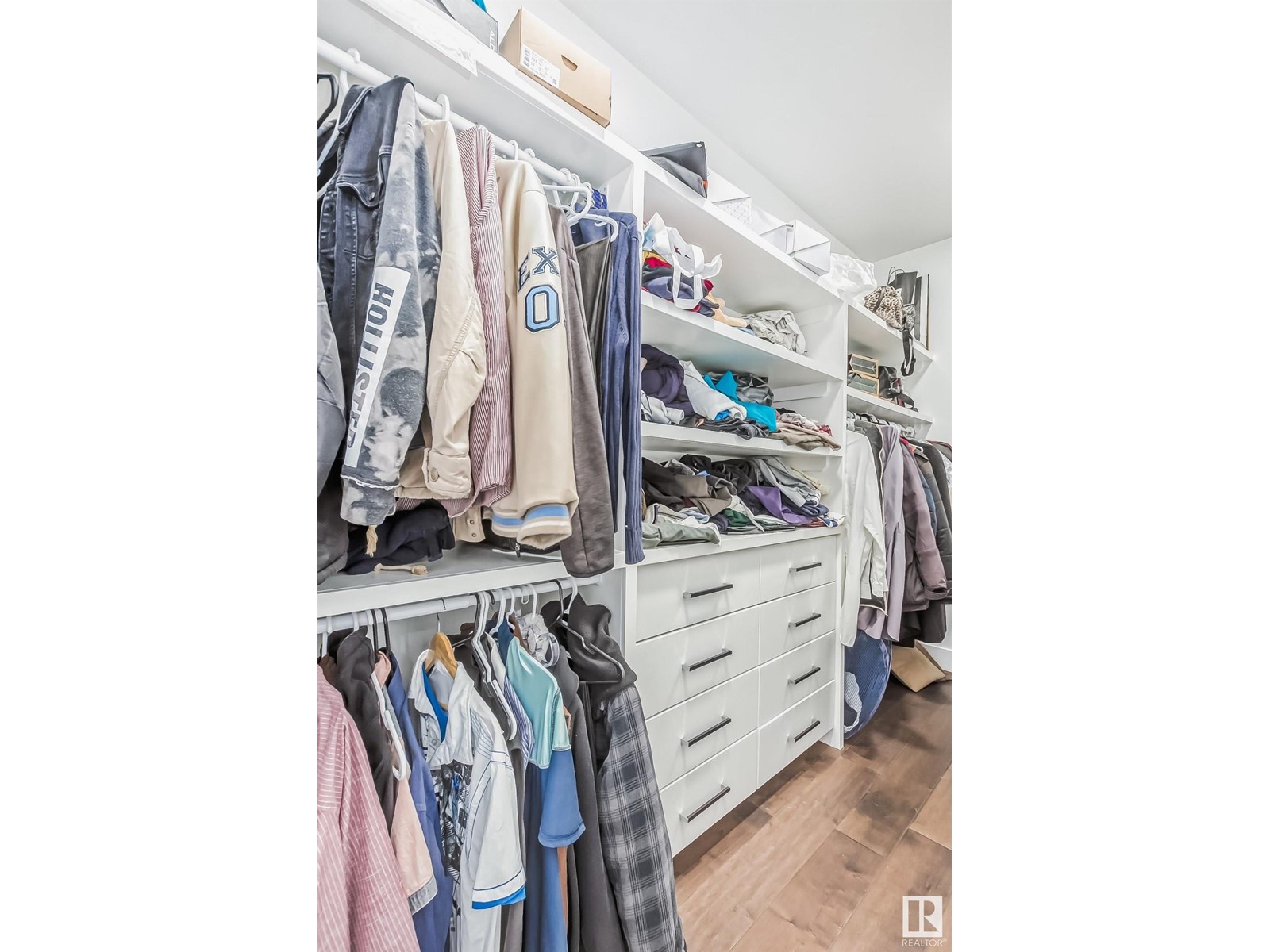 1448 25 ST NW, Edmonton