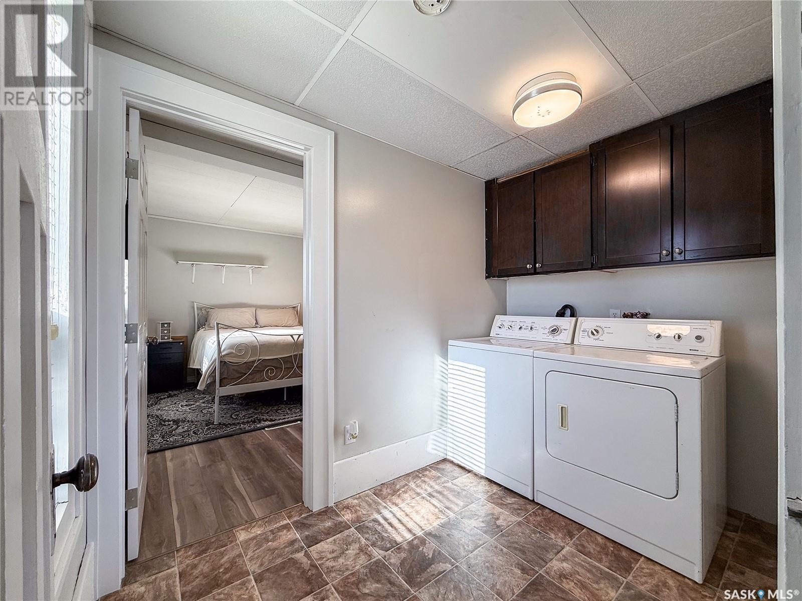Photo 3 of 1159 Conrad Avenue, Gull Lake SK