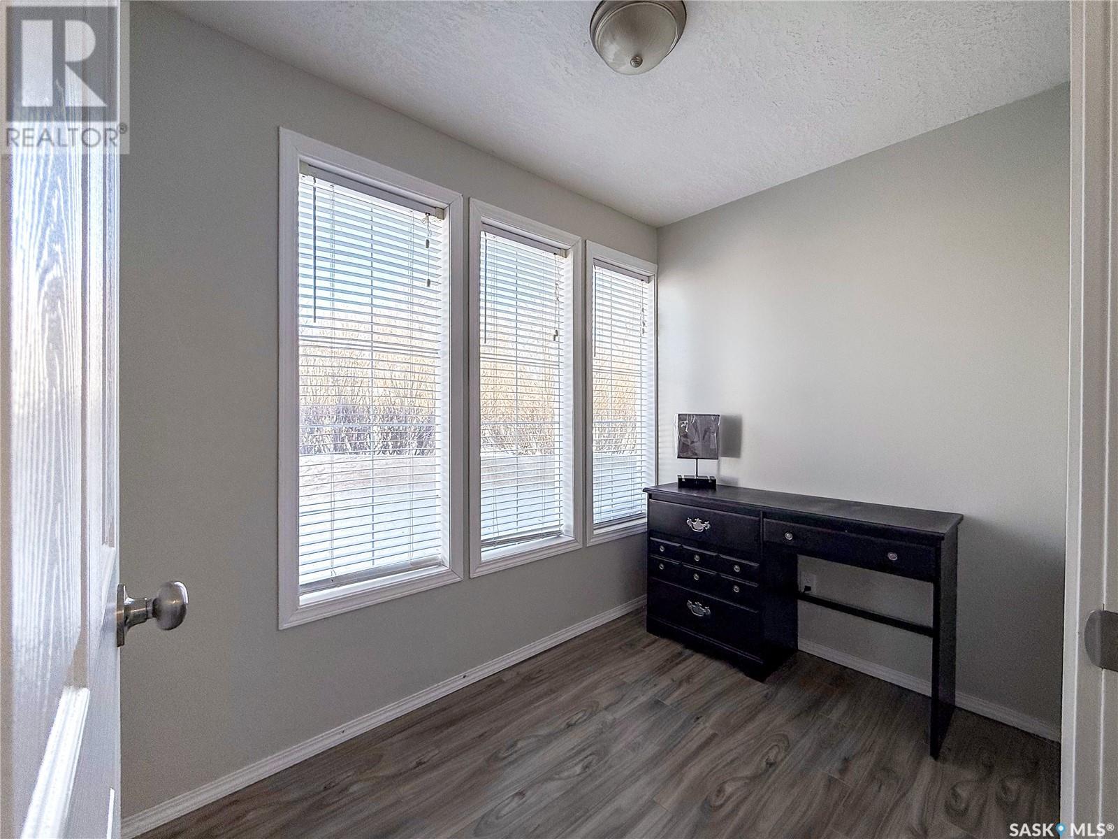 Photo 38 of 1159 Conrad Avenue, Gull Lake SK