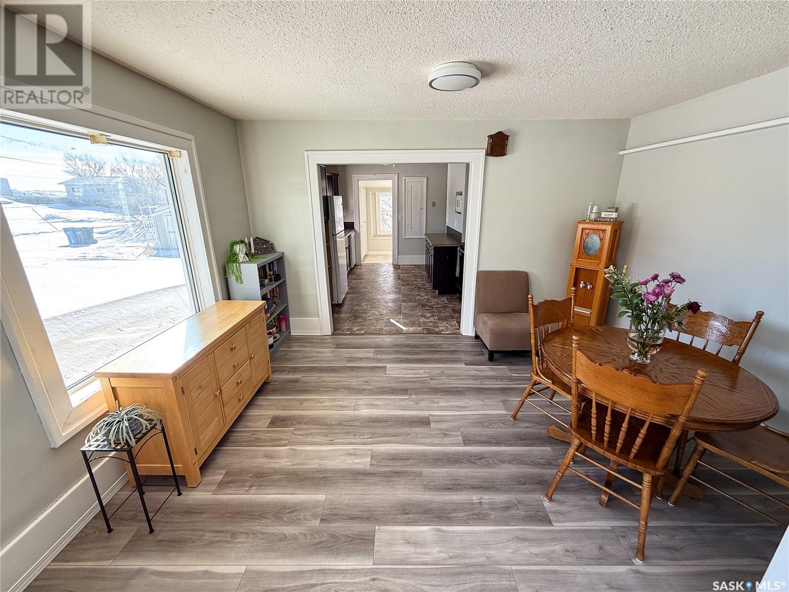 Photo 9 of 1159 Conrad Avenue, Gull Lake SK