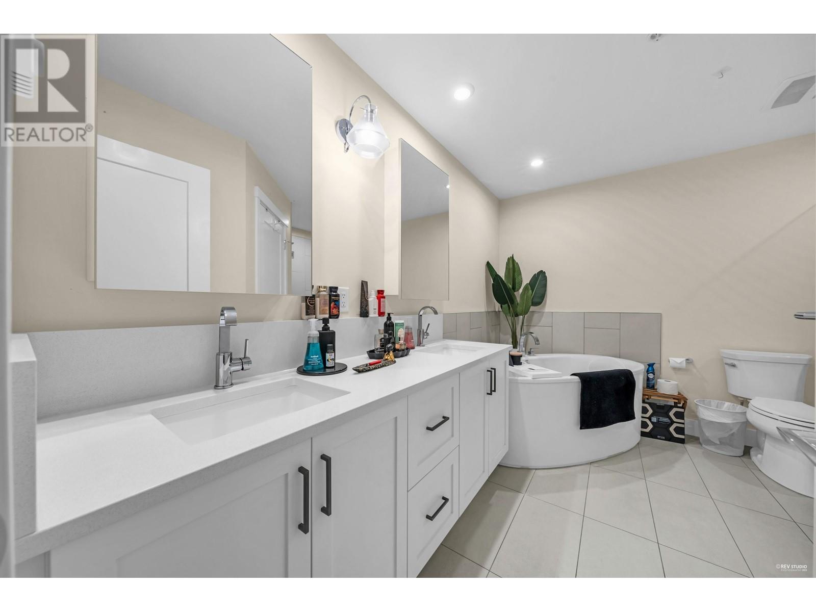 204 12367 224 STREET, Maple Ridge