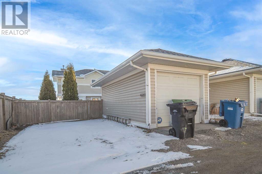 Single Family House for Sale in  Bridleridge Gardens SW Bridlewood Calgary 