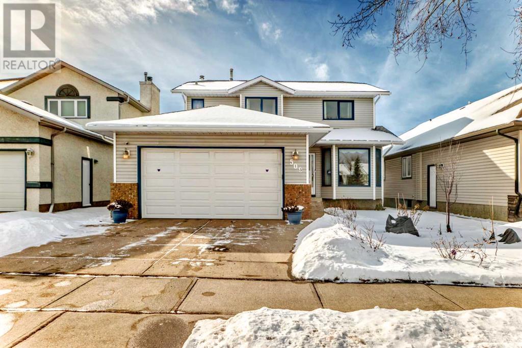 Single Family House for Sale in  Hawkstone Drive NW Hawkwood Calgary 