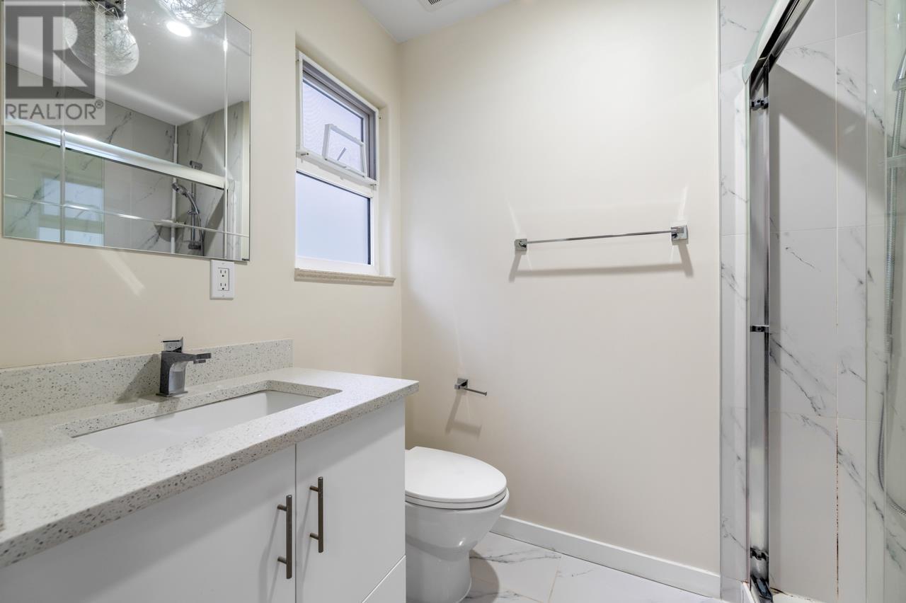 Photo 23 of 3210 E 23rd Avenue, Vancouver BC