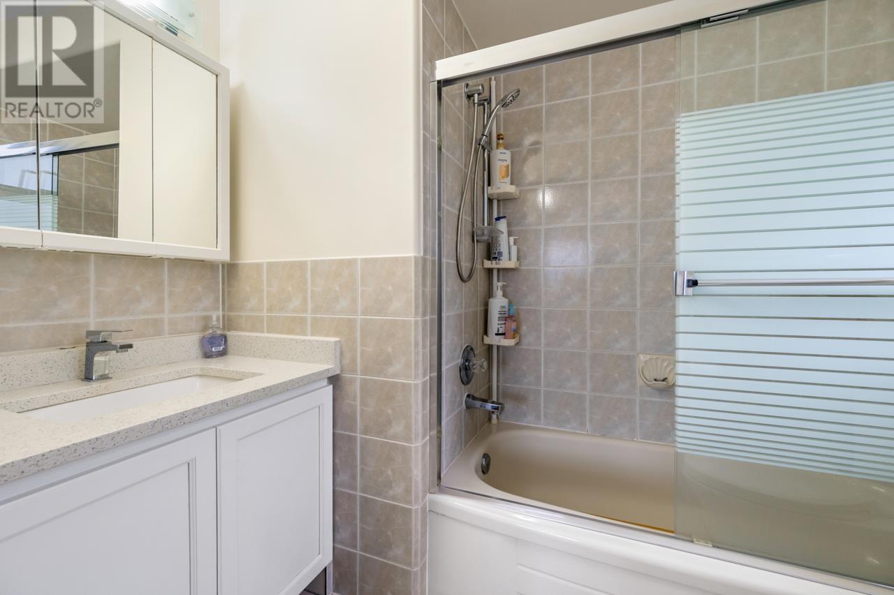 Photo 19 of 3210 E 23rd Avenue, Vancouver BC