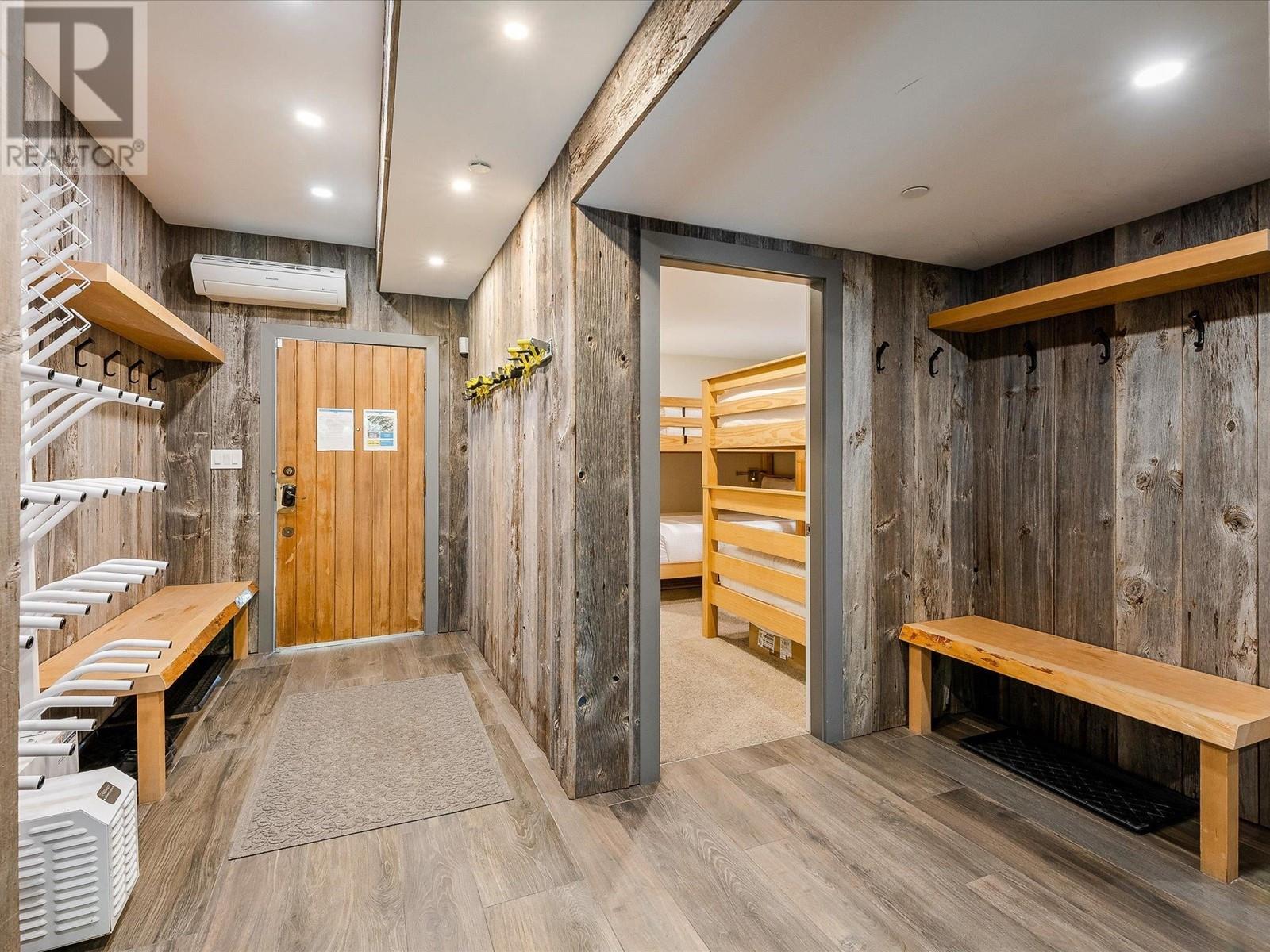 23 4700 GLACIER DRIVE, Whistler