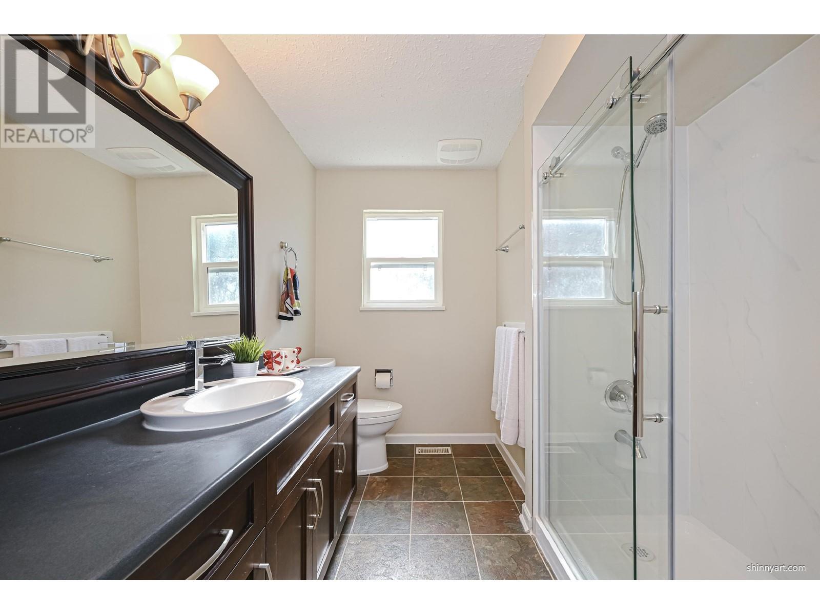 Photo 17 of 5510 14 B Avenue, Delta BC