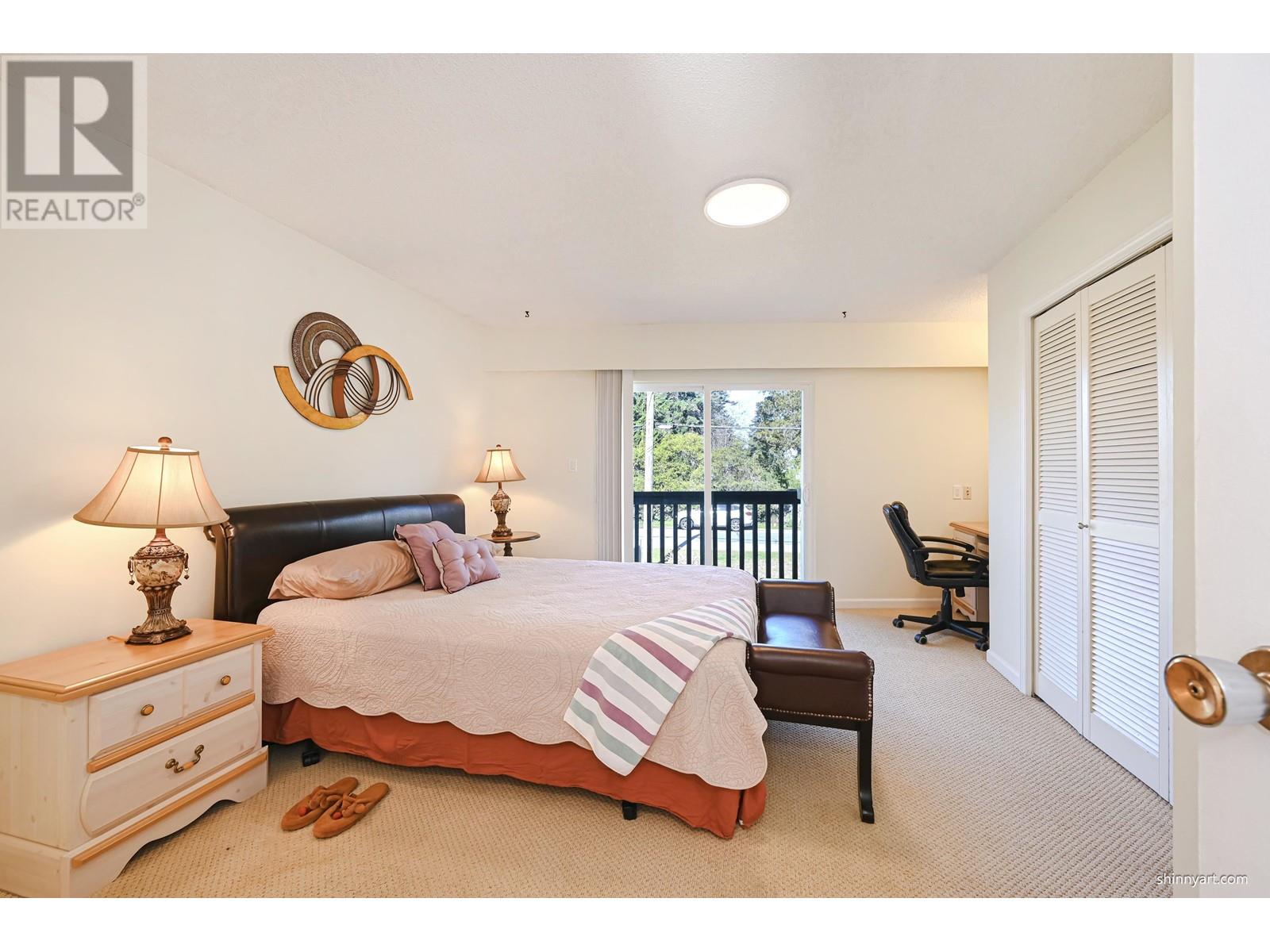 Photo 10 of 5510 14 B Avenue, Delta BC