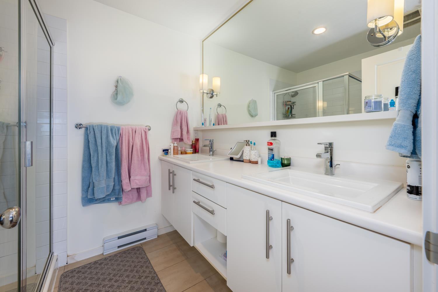 22 14905 60 AVENUE, Surrey
