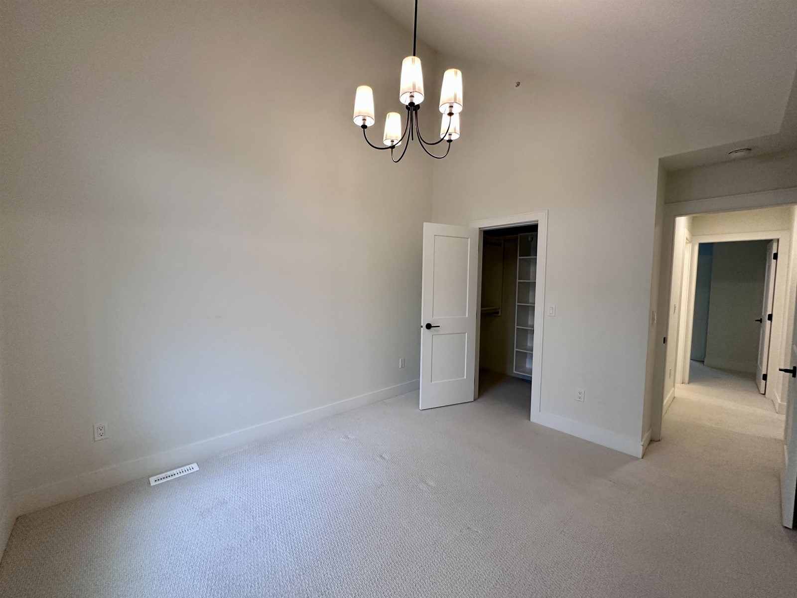 Photo 7 of 32 20189 84 Avenue, Langley BC