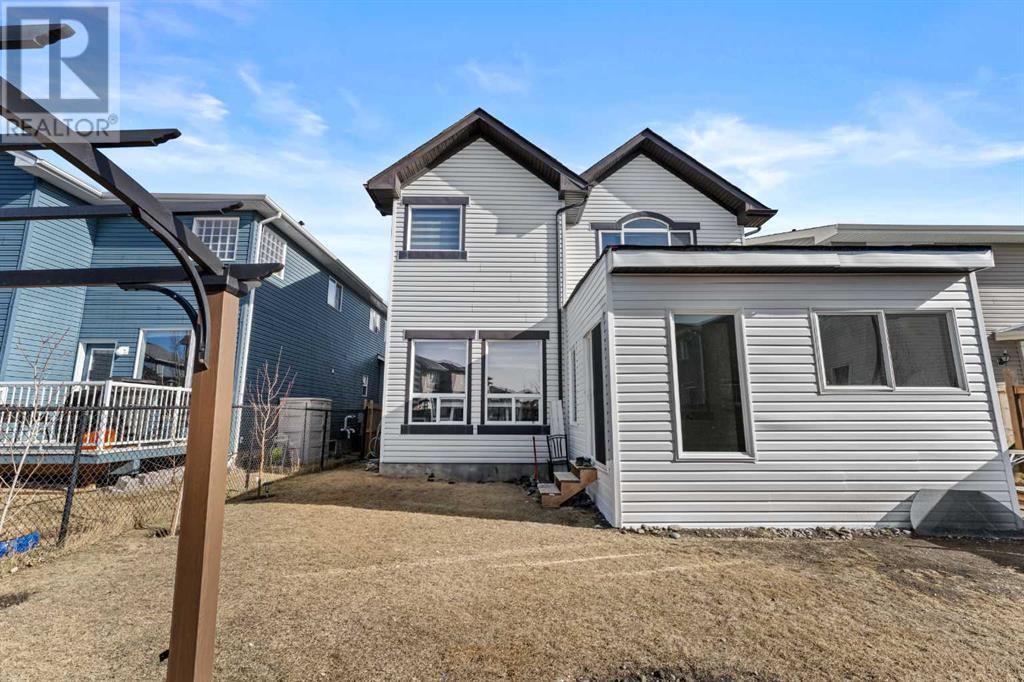 Single Family House for Sale in  Royal Oak Park NW Royal Oak Calgary 