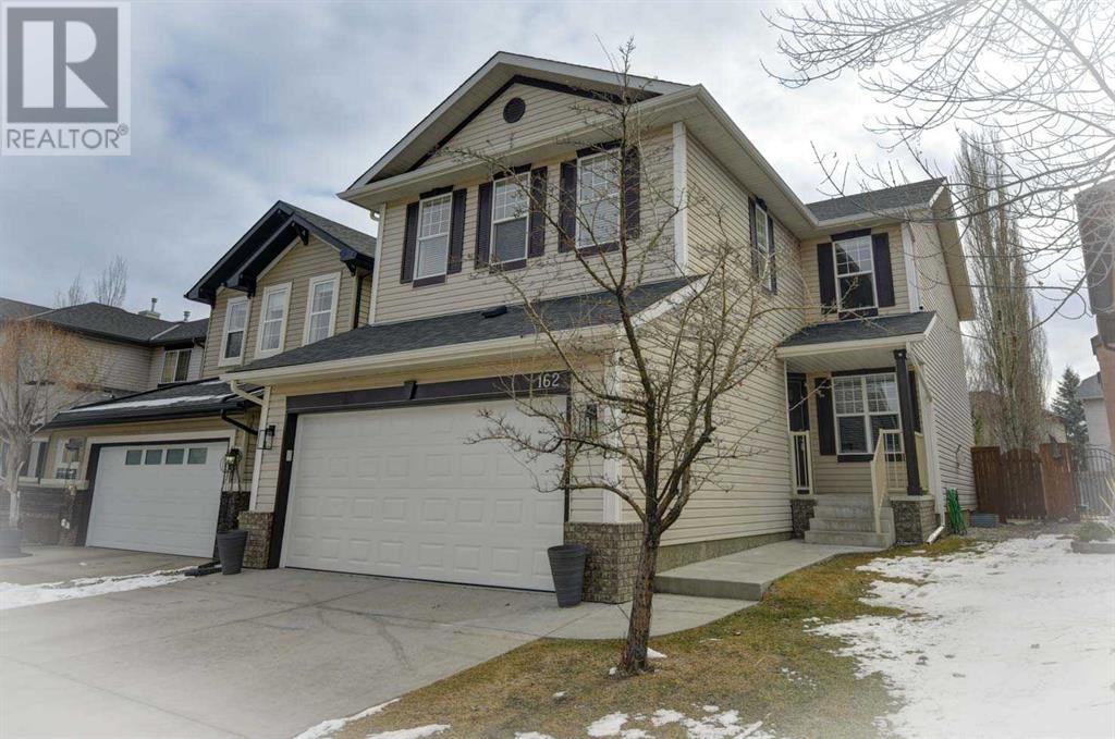 Single Family House for Sale in  Chapalina Close SE Chaparral Calgary 