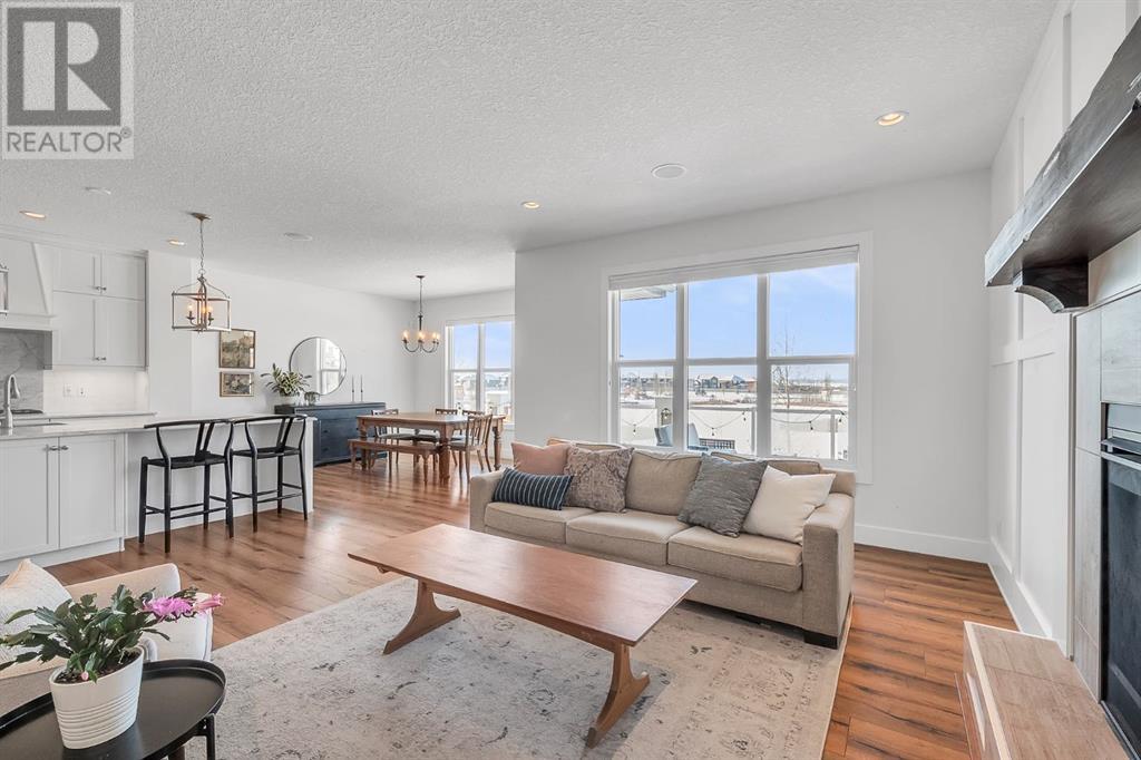 47 Sundown Way, Cochrane, Alberta