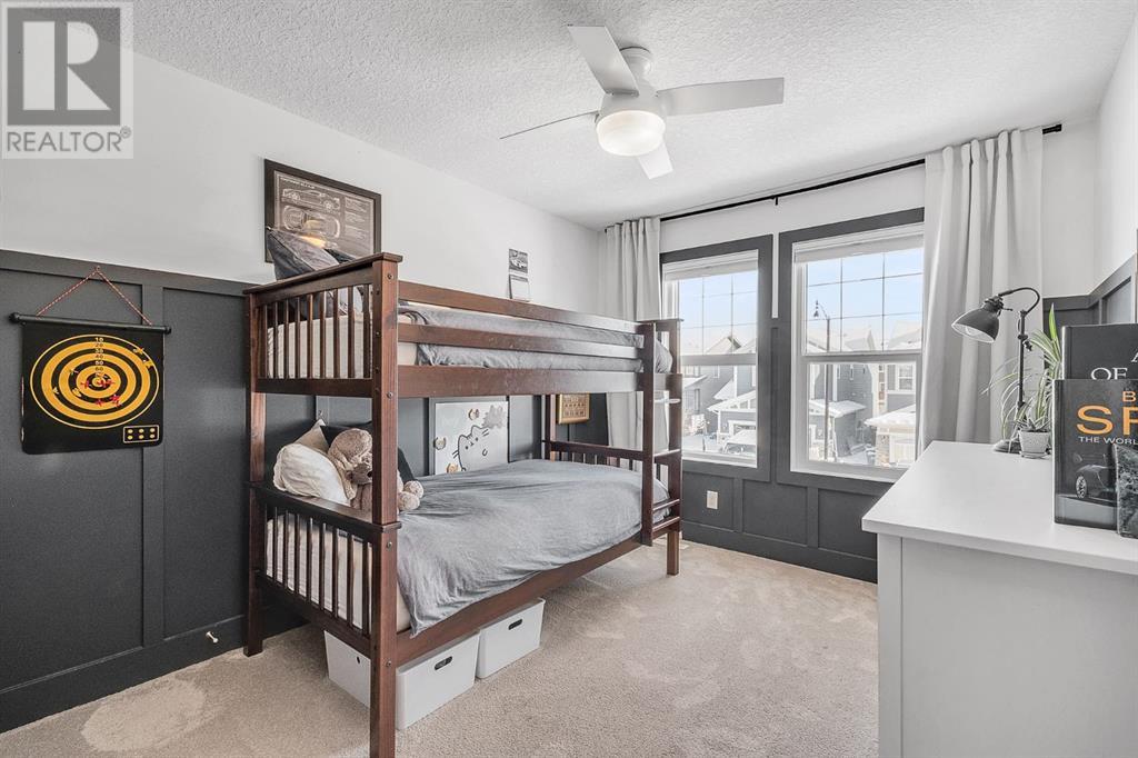 47 Sundown Way, Cochrane, Alberta