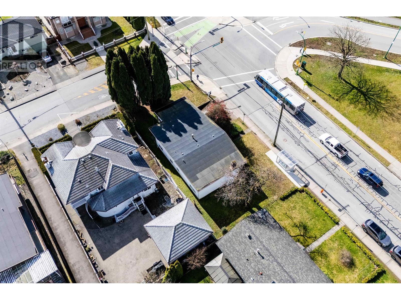 780 KENSINGTON AVENUE, Burnaby