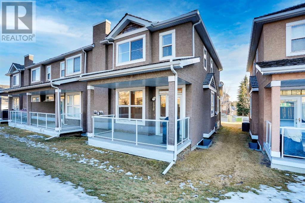 Single Family House for Sale in  Royal Manor NW Royal Oak Calgary 