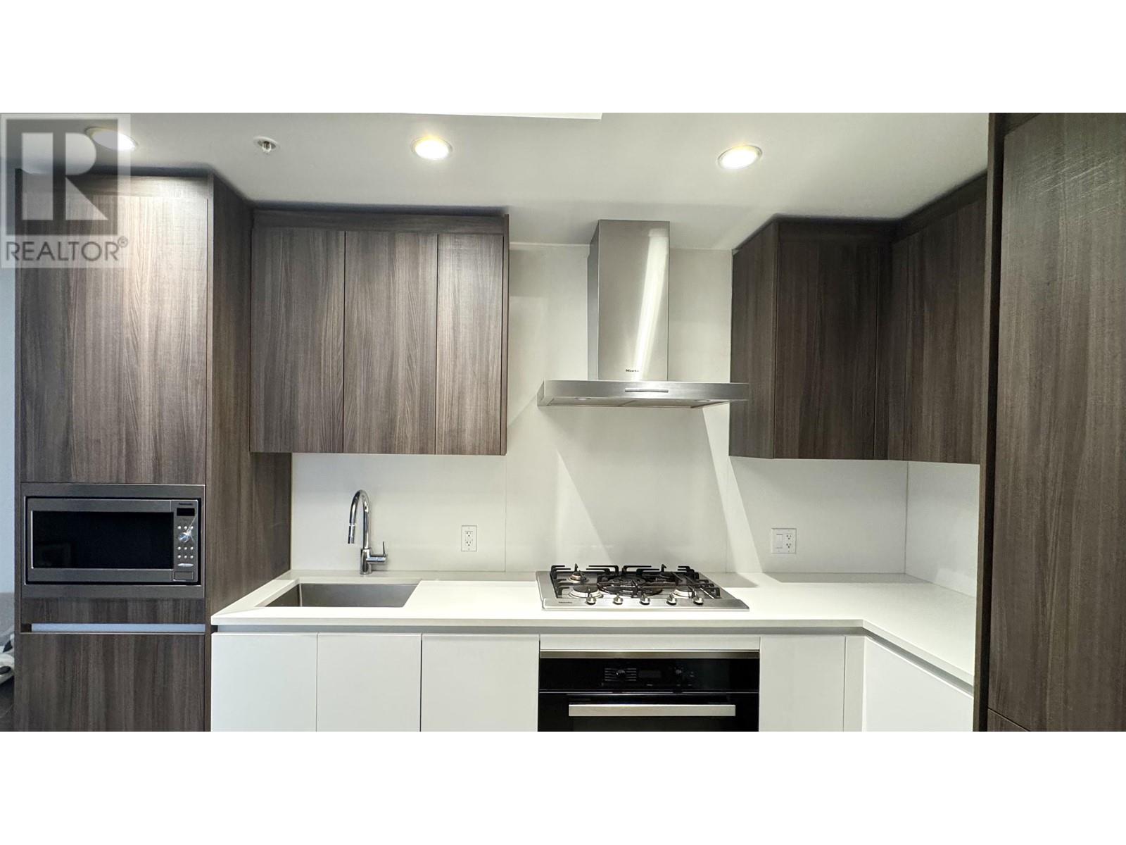 #1504-6328 NO. 3 Road, Richmond