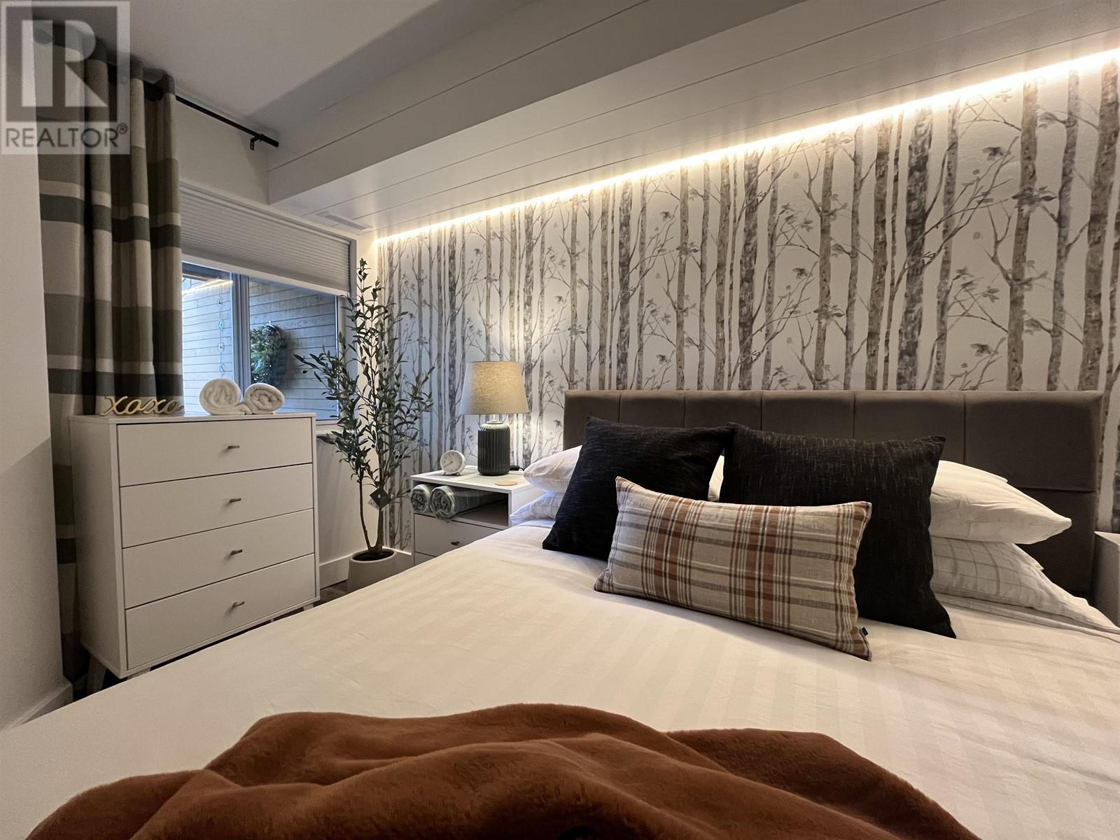 236 4350 LORIMER ROAD, Whistler